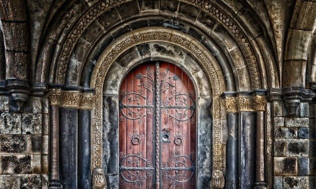 When God opens a Door – I See A Red Door
